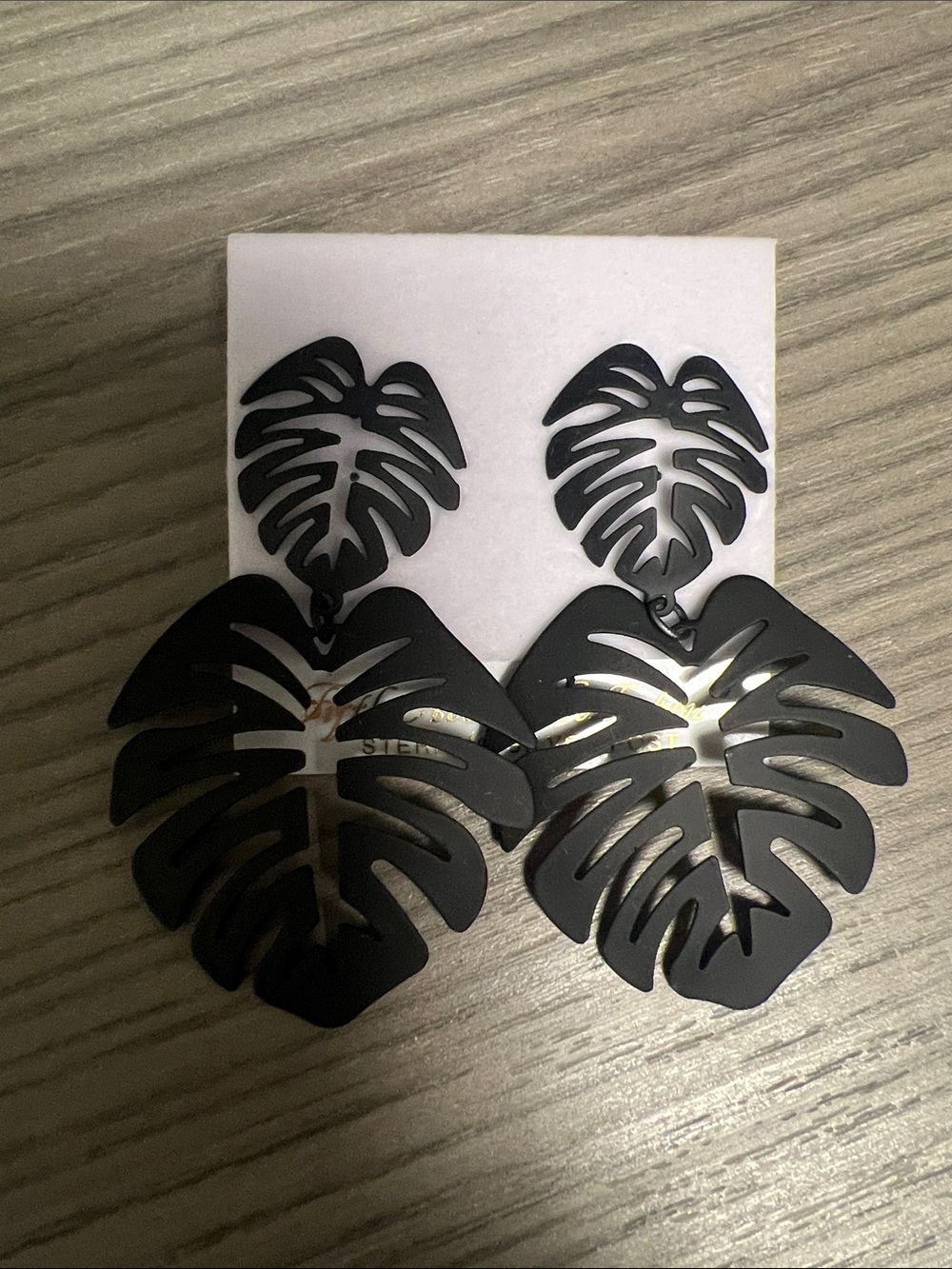 Black Monstera Leaf Dangle Earrings - Women Jewelry Earrings